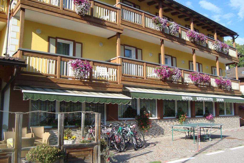 Hotel Zanon Ziano di Fiemme エクステリア 写真